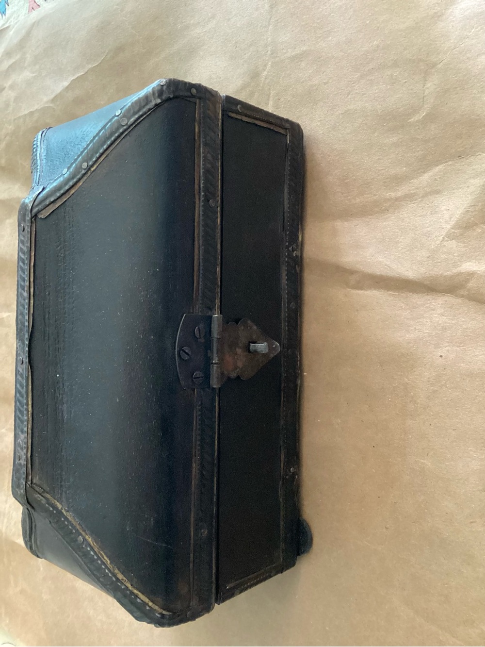 Black Vintage-Style Leather-Look Wood Box with Metal Latch